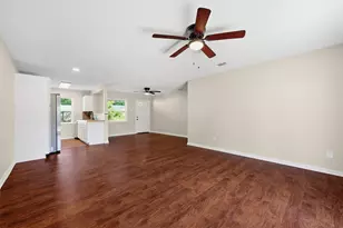 402 Kansas St, Sherman, TX 75090 - Photo 11
