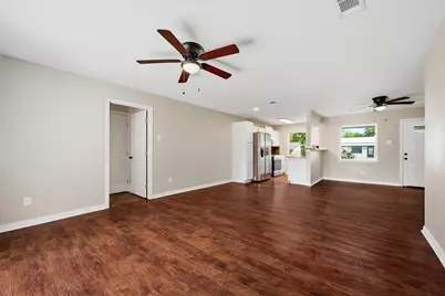402 Kansas Street, Sherman, TX 75090 - Photo 9