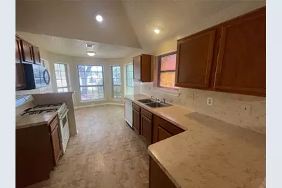 1319 Glencliff Court, Dallas, TX 75217 - Photo 5