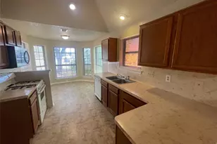 1319 Glencliff Ct, Dallas, TX 75217 - Photo 5