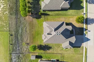 10917 Swiftcurrent Trail, Fort Worth, TX 76179 - Photo 33
