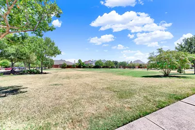 6777 Parker Creek Place, Frisco, TX 75034 - Photo 5