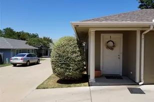 208 N Val Verde Circle, Keene, TX 76059 - Photo 13