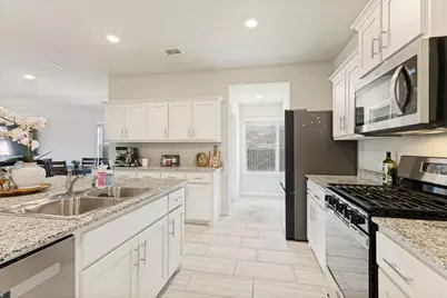 709 Cofer Way, Fort Worth, TX 76131 - Photo 5