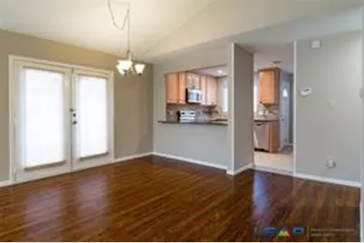 565 Hunters Glen Street, Lewisville, TX 75067 - Photo 7