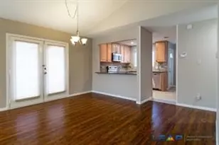 565 Hunters Glen St, Lewisville, TX 75067 - Photo 7