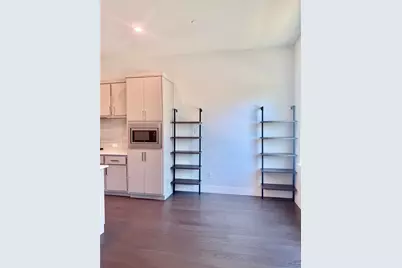 1771 McCoy Street #205, Dallas, TX 75204 - Photo 5