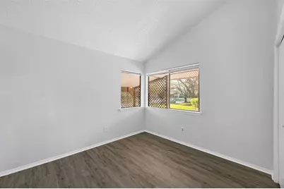 522 Hunters Glen Street, Lewisville, TX 75067 - Photo 7