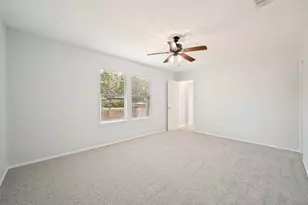 2524 Navasota Dr, Little Elm, TX 75068 - Photo 9