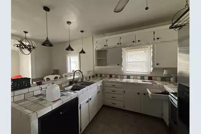 107 College Street, Joshua, TX 76058 - Photo 5