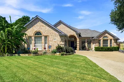 118 Golfers Way, Azle, TX 76020 - Photo 3