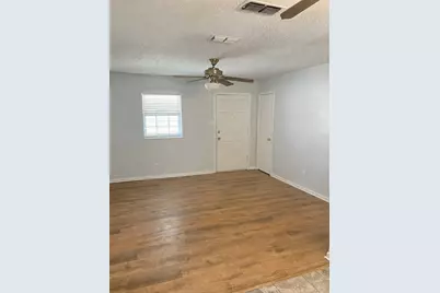 639 NW Renfro Street, Burleson, TX 76028 - Photo 11