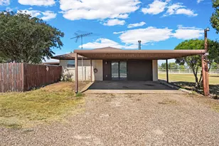 405 FM 308, Mount Calm, TX 76673 - Photo 27