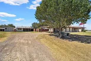 405 FM 308, Mount Calm, TX 76673 - Photo 5