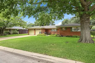 4236 Whitfield Ave, Fort Worth, TX 76109 - Photo 3