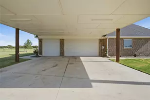 1044 Monarch Ct, Poolville, TX 76487 - Photo 31