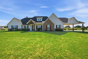 1044 Monarch Ct, Poolville, TX 76487 - Photo 1