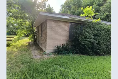 1211 Wolfe City Drive, Greenville, TX 75401 - Photo 17