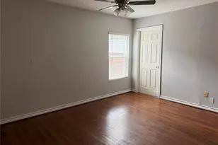 4233 Alamo, Fort Worth, TX 76107 - Photo 5