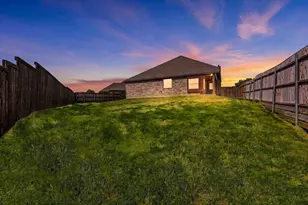 2010 Maxwell Ct, Aubrey, TX 76227 - Photo 33