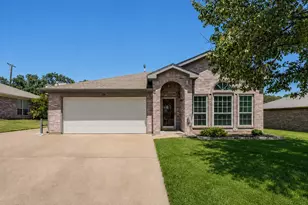 334 Dalhart Dr, Weatherford, TX 76086 - Photo 1