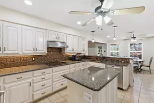 128 Oakwood Ct, Lakeside, TX 76135 - Photo 7