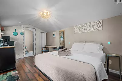 719 Melba Street, Dallas, TX 75208 - Photo 33