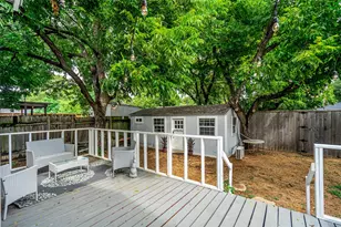 719 Melba St, Dallas, TX 75208 - Photo 3