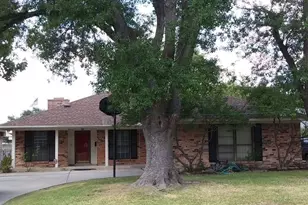 1908 Hood Cir, Carrollton, TX 75006 - Photo 1