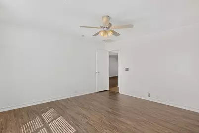 1607 Harbor View Road, Glenn Heights, TX 75154 - Photo 21