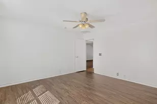 1607 Harborview Rd, Glenn Heights, TX 75154 - Photo 21