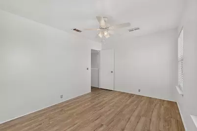 1607 Harbor View Road, Glenn Heights, TX 75154 - Photo 27