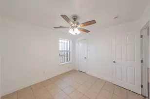 1534 Marfa Ave, Dallas, TX 75216 - Photo 17