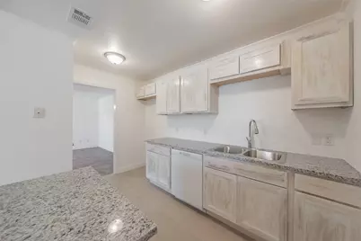 1534 Marfa Avenue, Dallas, TX 75216 - Photo 13