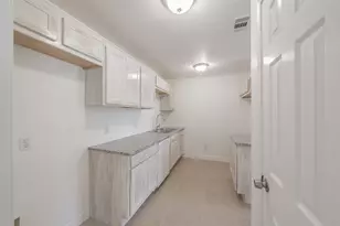 1534 Marfa Ave, Dallas, TX 75216 - Photo 9