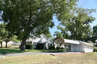 1108 N Reilley Street, Goldthwaite, TX 76844 - Photo 9