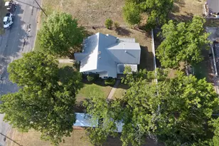 1108 N Reilley St, Goldthwaite, TX 76844 - Photo 5