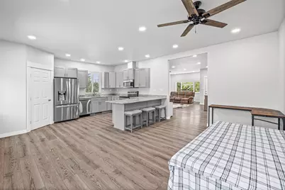 5908 Collins Court, Granbury, TX 76048 - Photo 15