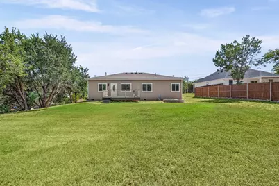 5908 Collins Court, Granbury, TX 76048 - Photo 9