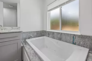 5908 Collins Ct, Granbury, TX 76048 - Photo 27
