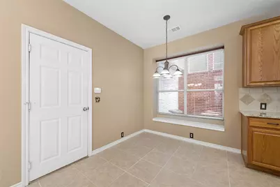 11256 Newgate Drive, Frisco, TX 75035 - Photo 9