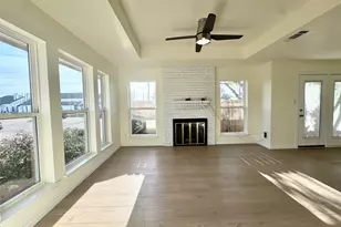 2201 Summer Pl Dr, Arlington, TX 76014 - Photo 5