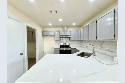 2201 Summer Place Drive, Arlington, TX 76014 - Photo 7