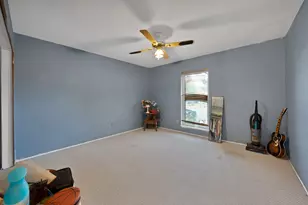 241 S Young Blvd, DeSoto, TX 75115 - Photo 11
