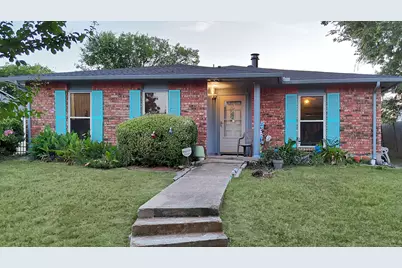241 S Young Boulevard, DeSoto, TX 75115 - Photo 1
