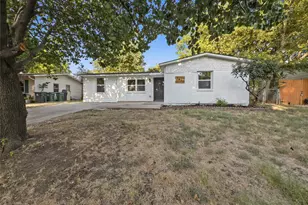 1411 Swiss St, Arlington, TX 76010 - Photo 5