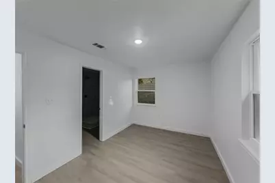 1411 Swiss Street, Arlington, TX 76010 - Photo 11