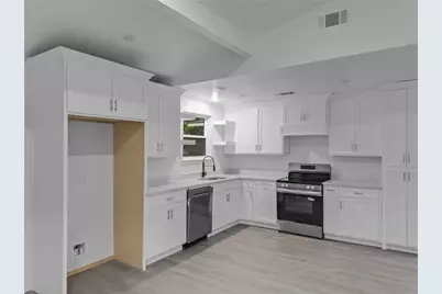 1411 Swiss Street, Arlington, TX 76010 - Photo 7