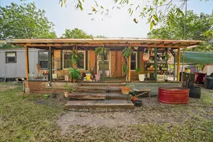 304 W 2nd St, Dodd City, TX 75438 - Photo 15