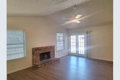 3946 Queens Court, Garland, TX 75043 - Photo 5